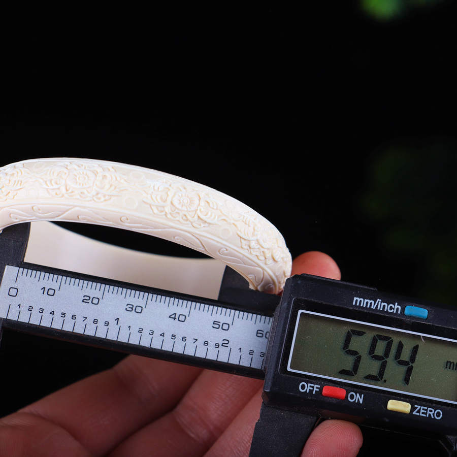 Top-grade icy mammoth ivory bangle, in diameter: 59.4mm - 图片 5