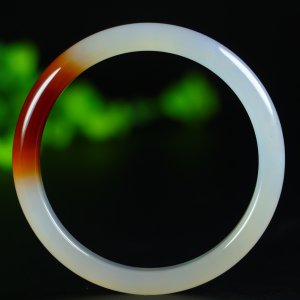 Natural icy agate bangle with auspicious design. Inner diameter: 58.5mm