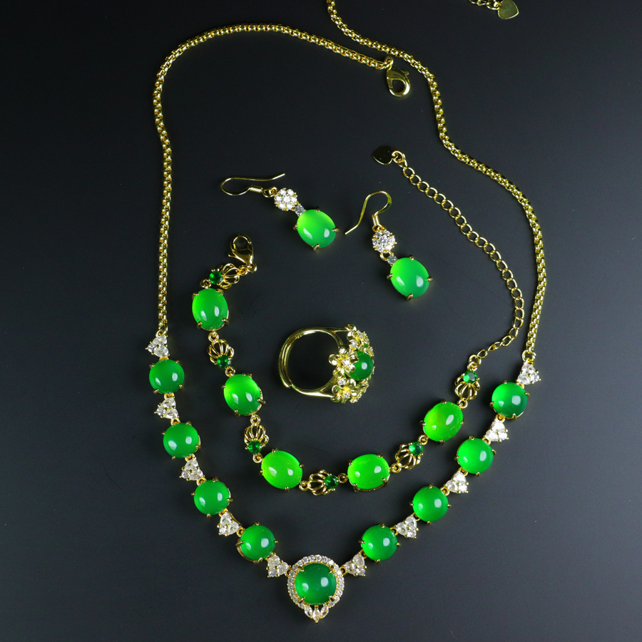 Luxury set inlaid with natural icy green agate