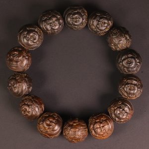 Natural old material Ba Trang agarwood wood Buddha monk deity bracelet There is a certificate.